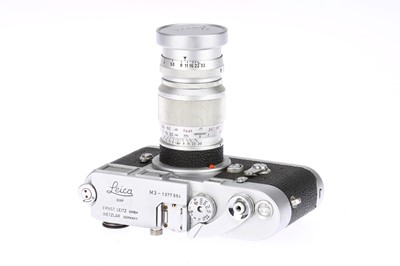 Lot 8 - A Leica M3 Rangefinder Body