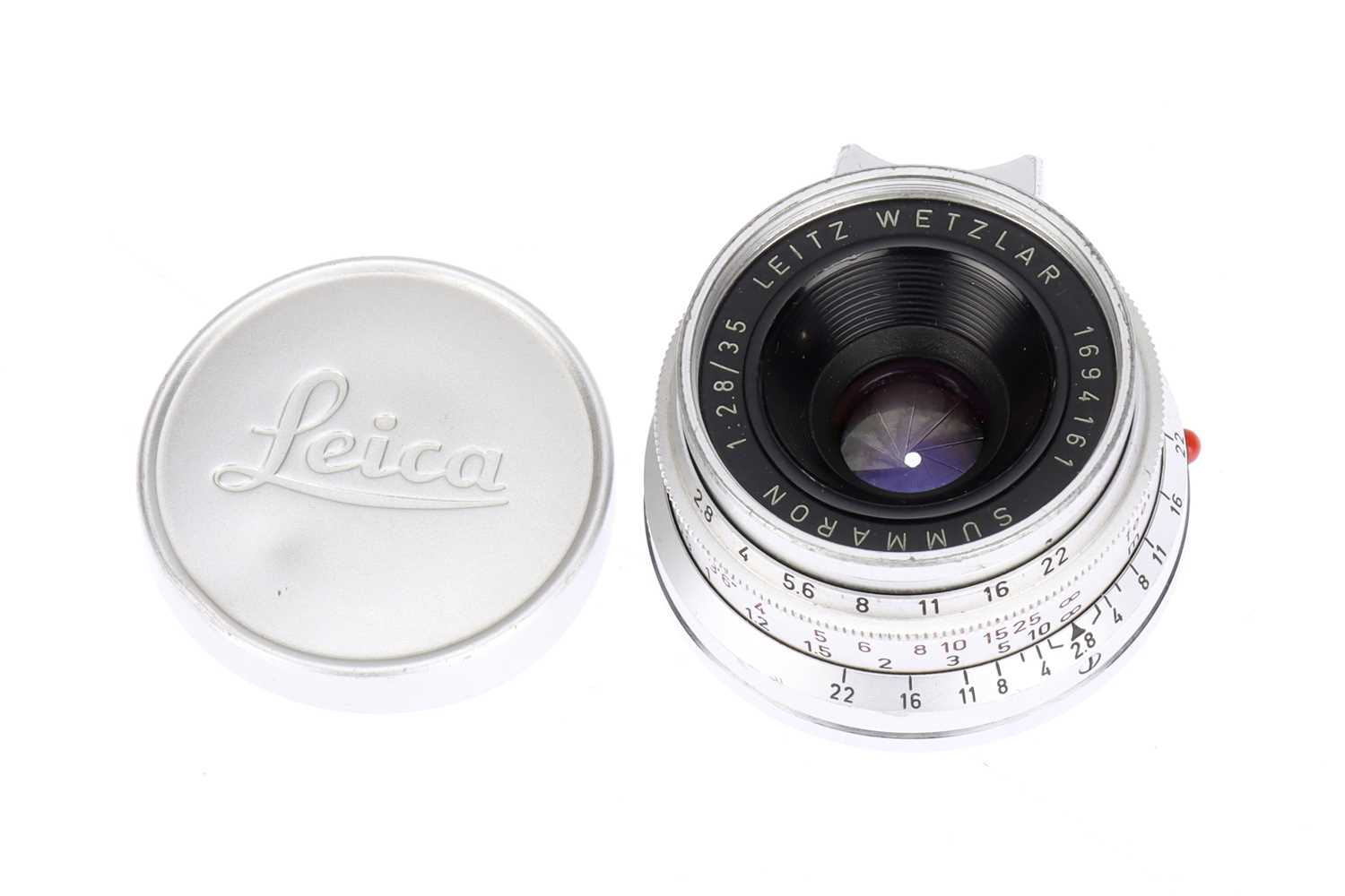 Lot 15 - A Leitz Summaron f/2.8 35mm Lens