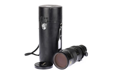 Lot 101 - A Canon FD Zoom f/4.5 85-300mm Lens