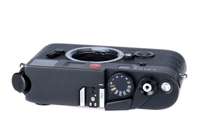 Lot 46 - A Leica M6 TTL 0.72 Rangefinder Camera Body