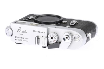 Lot 7 - A Leica M4 Rangefinder Camera Body