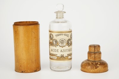 Lot 454 - A Photo-Hall Acide Azotique Chemical Bottle