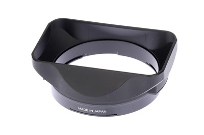 Lot 134 - A Hasselblad Xpan Lens Shade type 54406