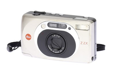 Lot 31 - A Leica Z2X 35mm Compact Camera