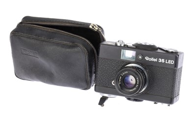 Lot 86 - A Rollei 35 LED Compact Viewfinder 35mm Camera