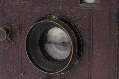 Lot 289 - A Falling Plate Detective Camera