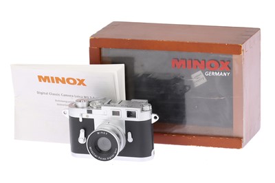 Lot 184 - A Minox Digital Classic Camera Leica M3 2.1