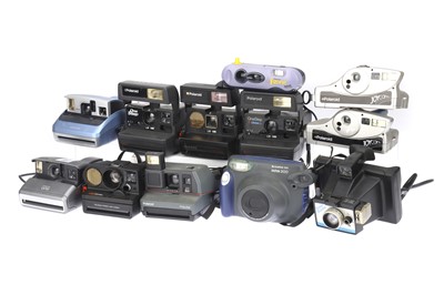 Lot 191 - A Tray of Polaroid Instant Cameras