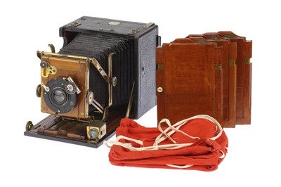 Lot 317 - A Lizars Challenge De Luxe Hand & Stand Mahogany & Brass Camera