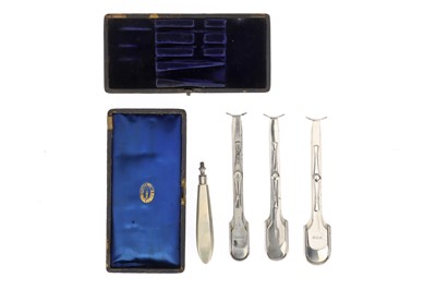 Lot 462 - A Cased Set of Tonsil Guillotines