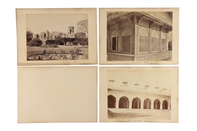 Lot 18 - India Agra, Taj Mahal, Lucknow