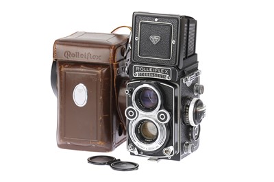 Lot 159 - A Rollei Rolleiflex 3.5F Medium Format Camera