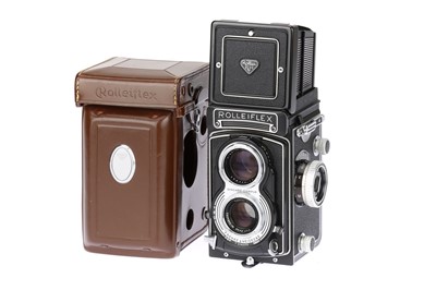 Lot 160 - A Rollei Rolleiflex T Medium Format Camera