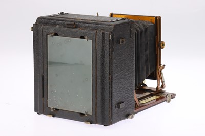 Lot 309 - A Sanderson De Luxe Hand & Stand Mahogany & Brass Camera