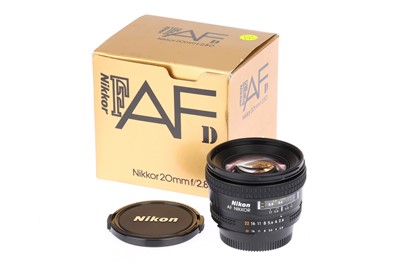 Lot 48 - A Nikon AF Nikkor D f/2.8 20mm Lens