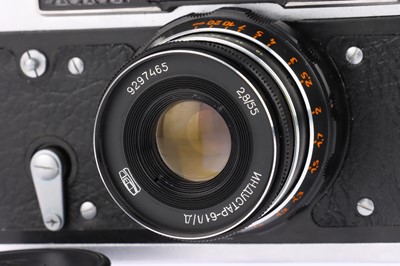 Lot 68 - A FED 5 35mm Rangefinder Camera