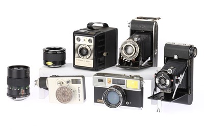 Lot 224 - A Mixed Selection of Cameras