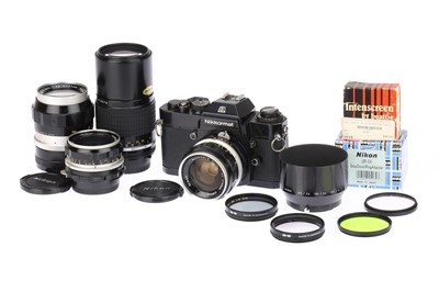 Lot 47 - A Nikon Nikkormat EL 35mm SLR Camera Outift