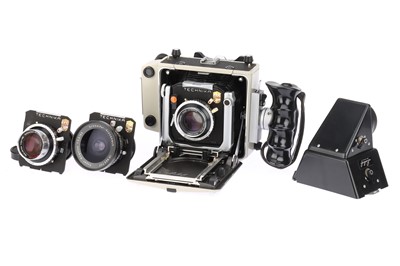 Lot 145 - A Linhof Super Technika V 6x9 Medium Format Folding Camera