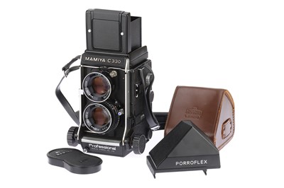 Lot 147 - A Mamiya C330 Medium Format TLR Camera