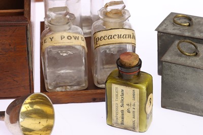 Lot 448 - A Good Victorian Domestic Medicine, Chemists Apothecary Cest