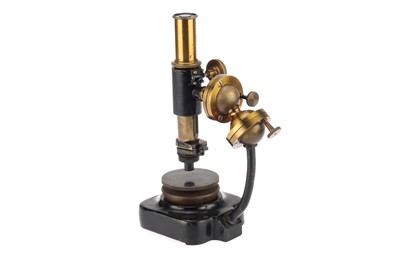 Lot 114 - Martens Ball-Jointed Metallographic Preparation Microscope