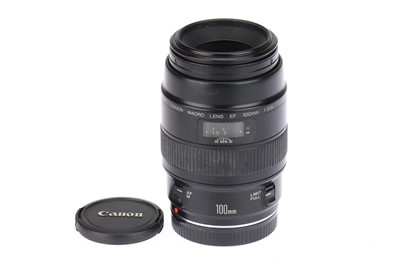 Lot 109 - A Canon Macro Lens EF 100mm f/2.8 Camera Lens