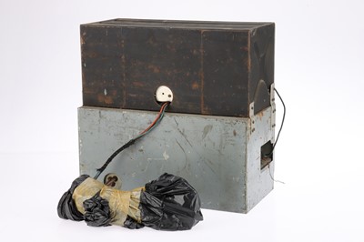 Lot 1299 - A Combined Radio Unit: R 103A Radio Receiver