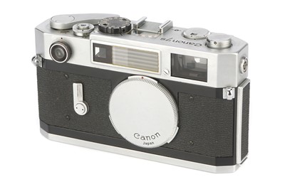 Lot 106 - A Canon 7s Rangefinder Body
