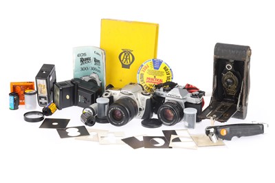 Lot 131 - An Asahi Pentax KM 35mm SLR Camera