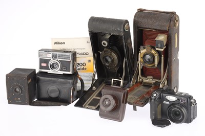 Lot 45 - A Selection of Various Cameras