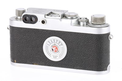Lot 5 - A Leica IIIg 35mm Rangefinder Camera