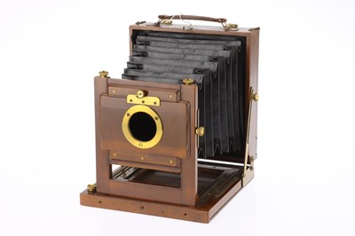 Lot 307 - A 'The Standard Camera' Mahogany & Brass Half Plate Field Camera