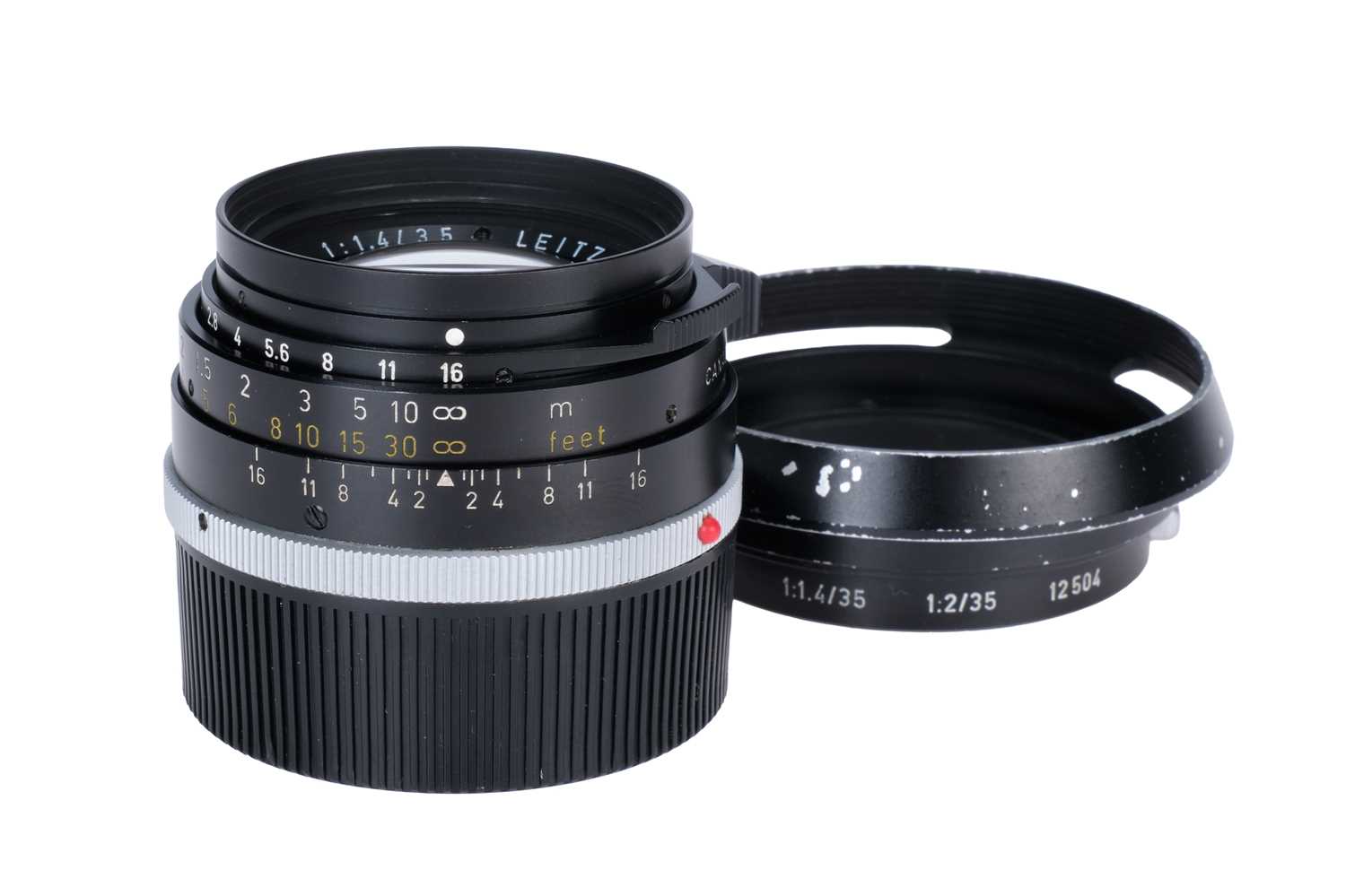 Lot 62 - A Leitz Summilux f/1.4 35mm Pre-ASPH Type II Lens