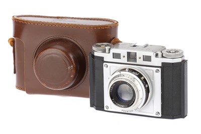 Lot 70 - A Braun Gloria Medium Format Uncoupled Rangefinder Camera