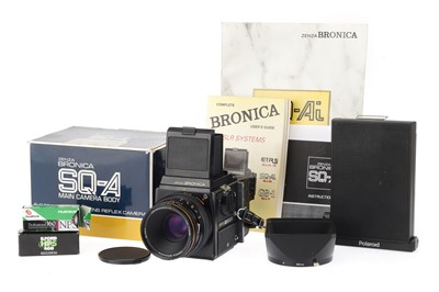 Lot 392 - A Zenza Bronica SQ-A Medium Format SLR Camera Outfit