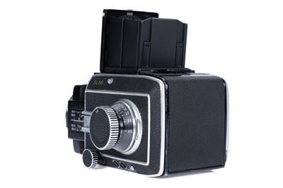 Lot 226 - A Rollei Rolleiflex SL66 Medium Format Camera