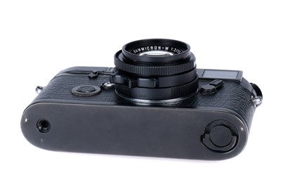 Lot 44 - "Peter Turnley" Leica M6 Rangefinder Camera