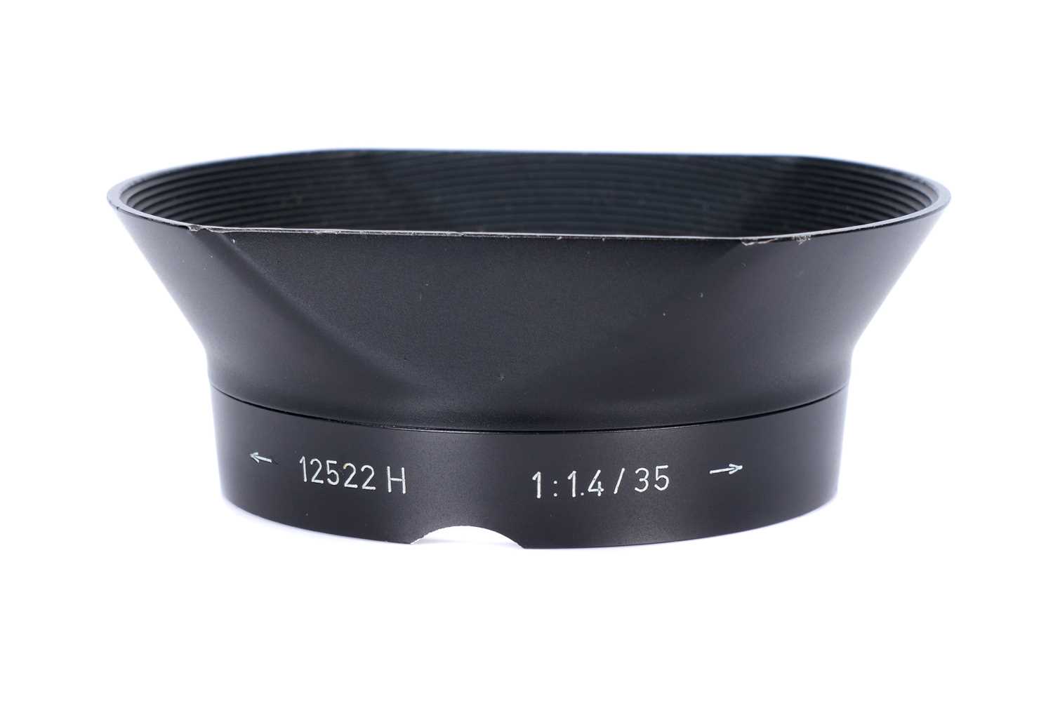 Lot 93 - A Leica OLLUX Lens Hood