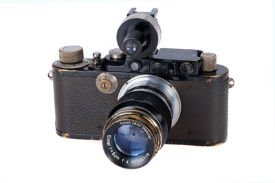Lot 5 - A Leica III 'H.M. Govt.' Rangefinder Camera