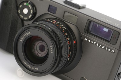 Lot 135 - A Hasselblad X-Pan Rangefinder Camera