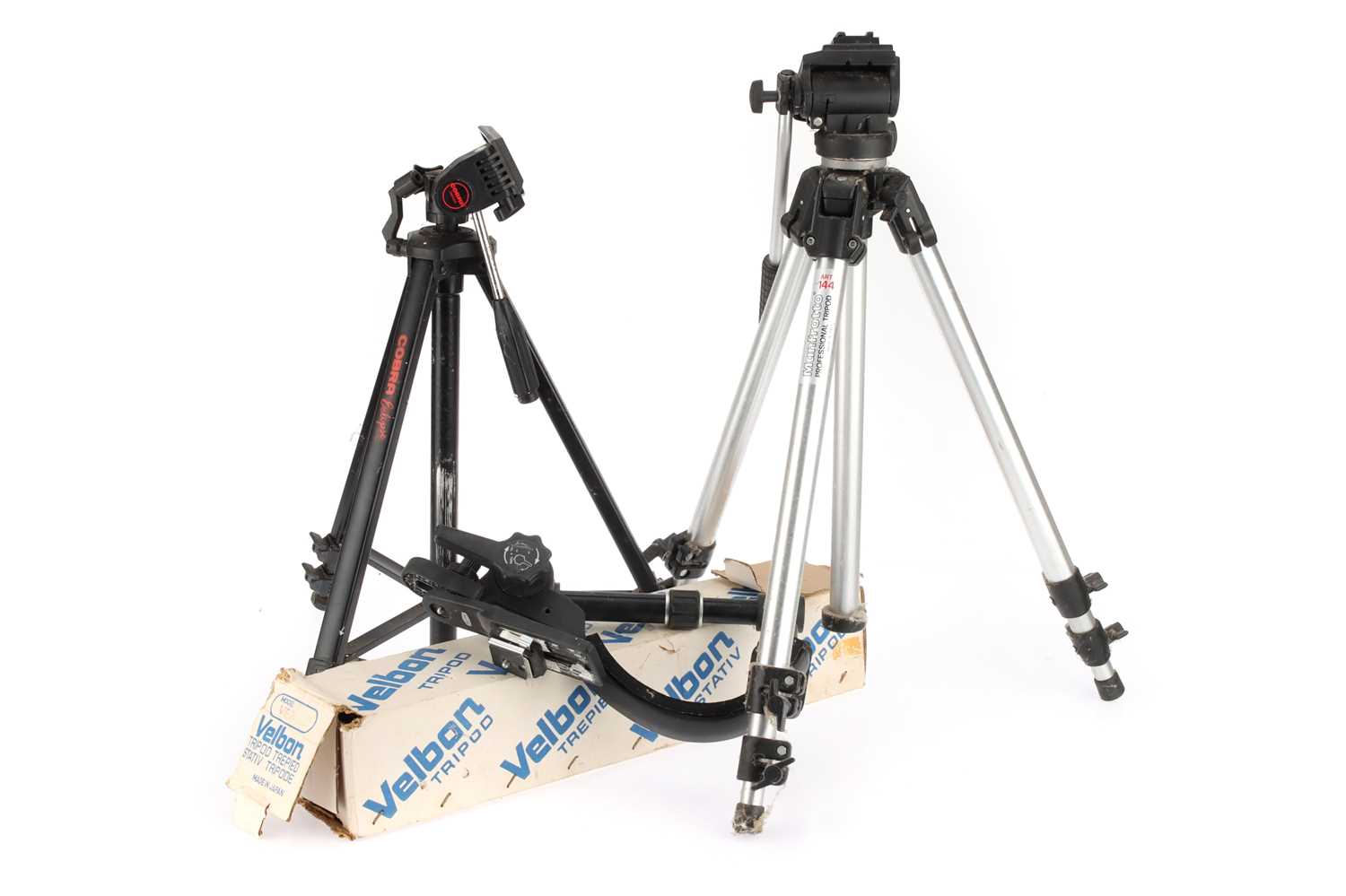 Lot 325 - A Manfrotto Art 144 Tripod & Model 200 Tripod Head