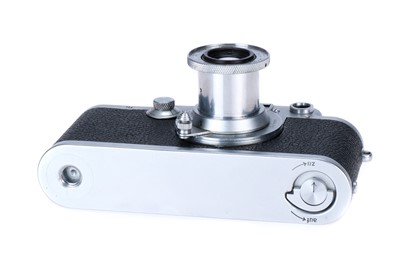 Lot 18 - A Leica IIIc Rangefinder Camera