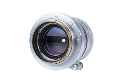 Lot 34 - A Leitz Summicron 'Thorium'  f/2 50mm Lens