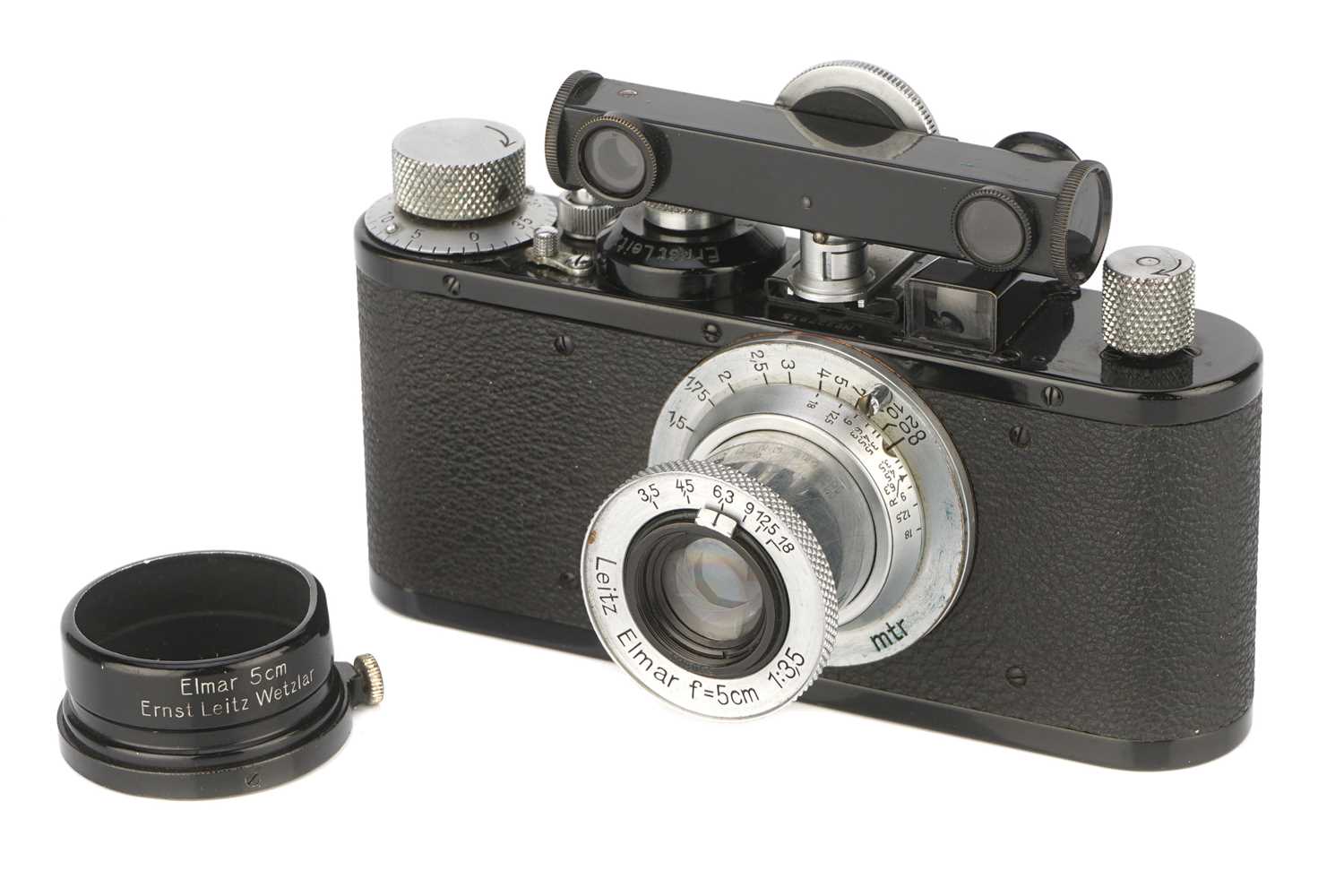 Lot 14 - A Leica I Standard E Camera