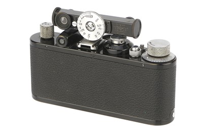 Lot 14 - A Leica I Standard E Camera