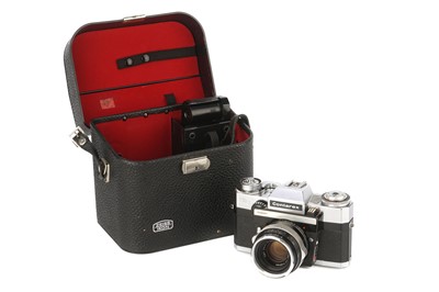Lot 143 - A Zeiss Ikon Contarex Super SLR Camera