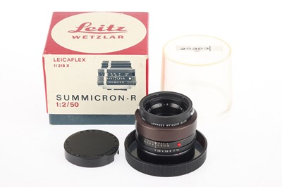 Lot 8 - A Leitz Summicron-R f/2 50mm Lens