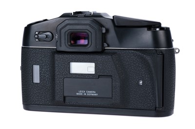 Lot 82 - A Leica R8 SLR Camera