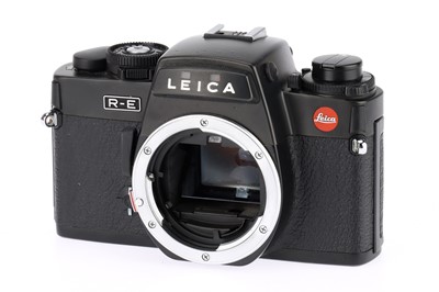 Lot 53 - A Leica R-E 35mm SLR Camera Body